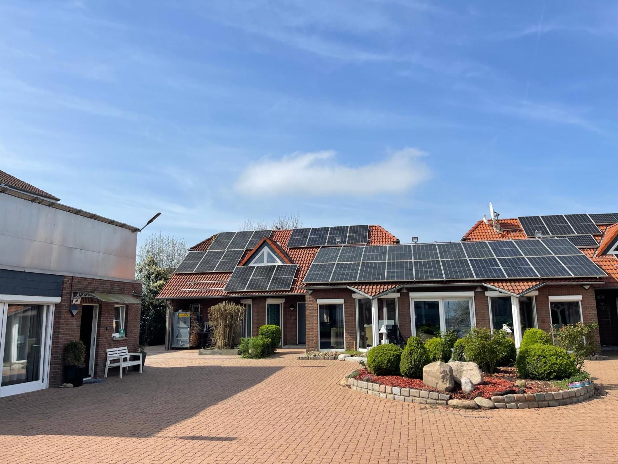 Modern House Gehrden Auf 2 Etagen, Nice Garten, Barbecue, Contactless Check-In, Free Parking المظهر الخارجي الصورة