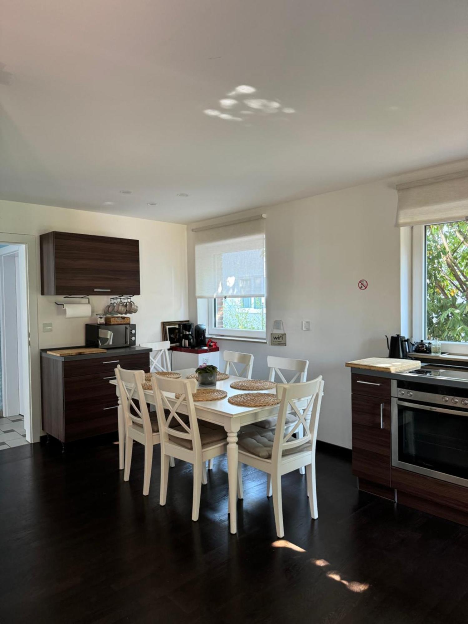 Modern House Gehrden Auf 2 Etagen, Nice Garten, Barbecue, Contactless Check-In, Free Parking المظهر الخارجي الصورة