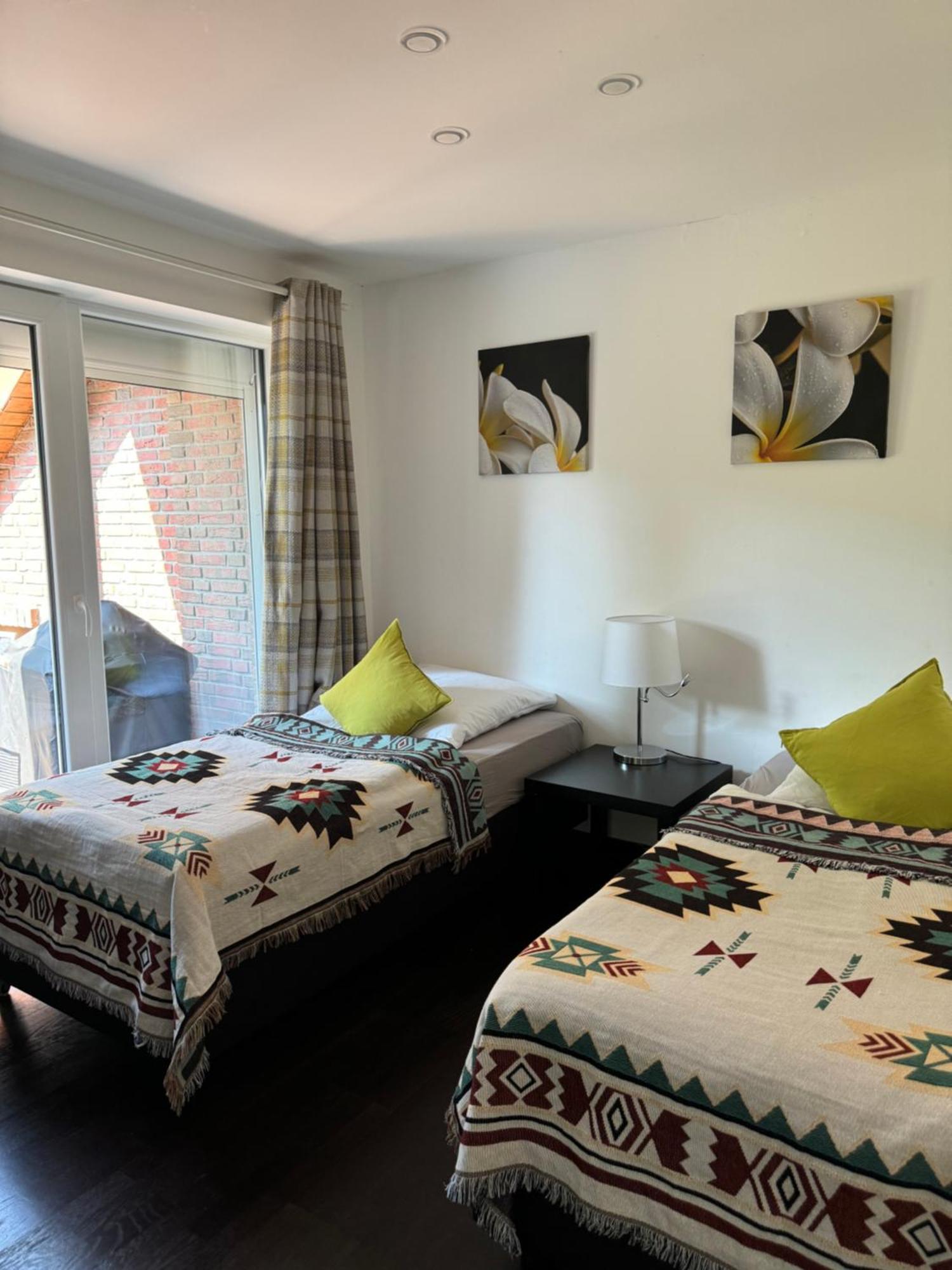 Modern House Gehrden Auf 2 Etagen, Nice Garten, Barbecue, Contactless Check-In, Free Parking المظهر الخارجي الصورة