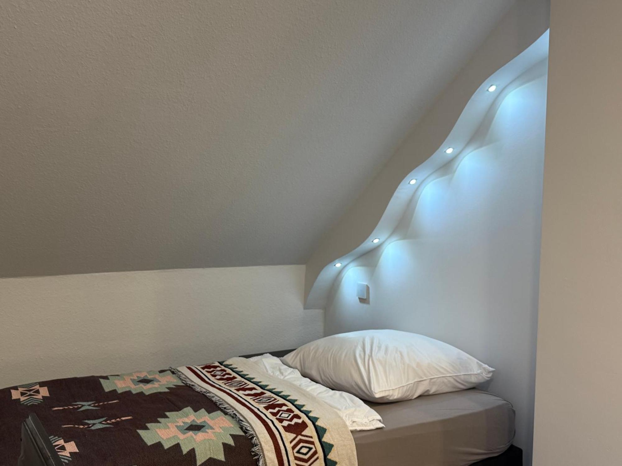 Modern House Gehrden Auf 2 Etagen, Nice Garten, Barbecue, Contactless Check-In, Free Parking المظهر الخارجي الصورة